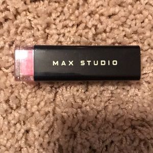 Max studios lipstick